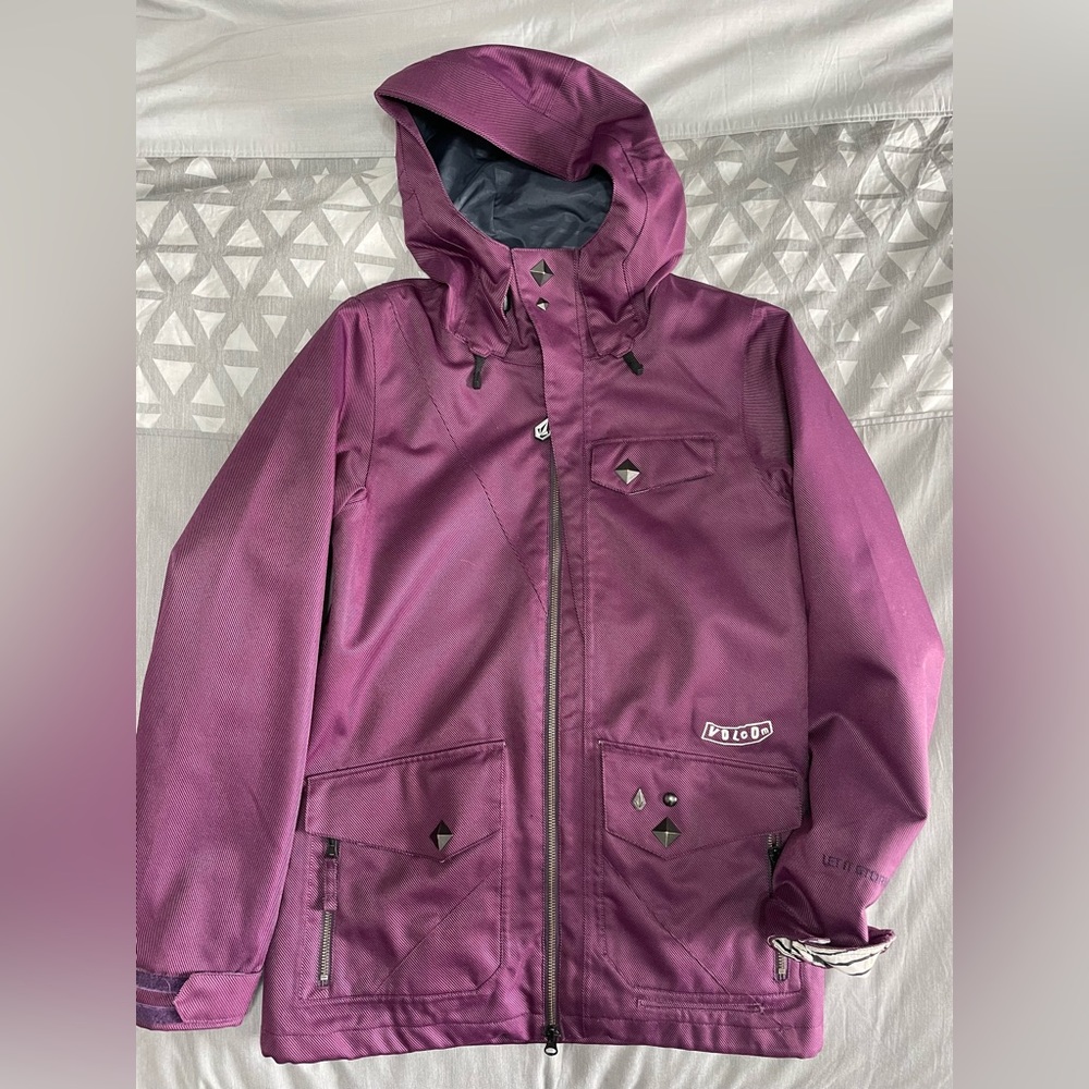 Volcom Nimbus snowboard jacket. Like new.